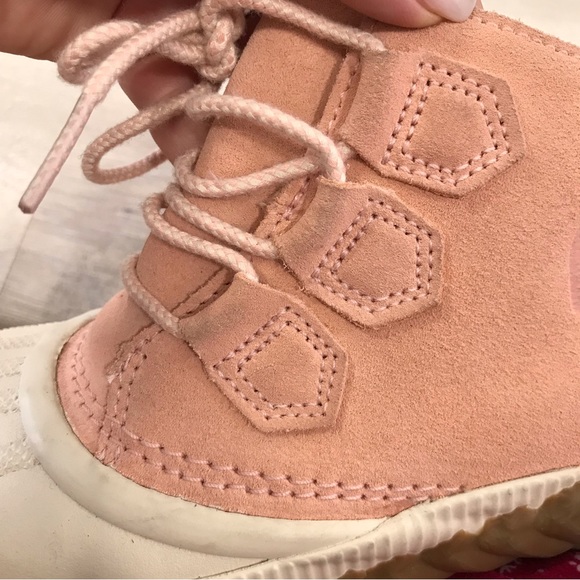 Sorel Pink & Ivory Out N About Duck Boot - Picture 5 of 8